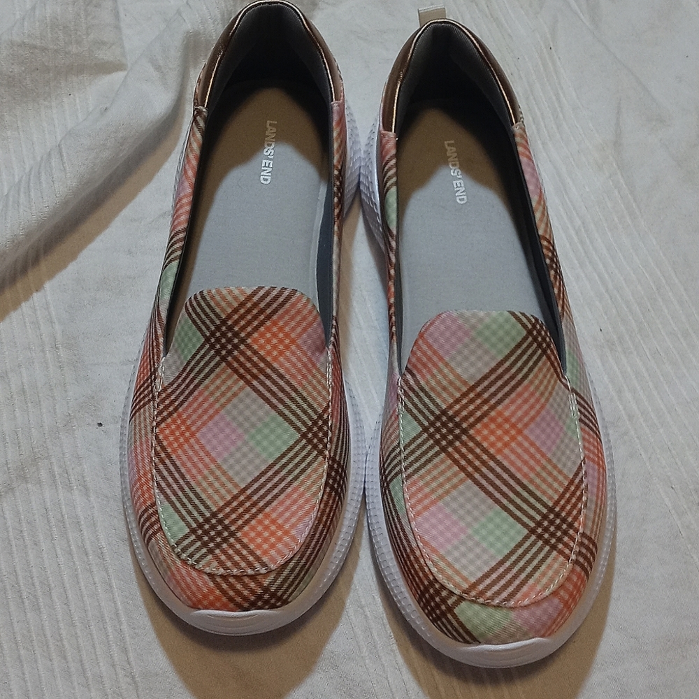 NEW LANDS'END GATAS LIGHTWEIGHT COMFORT SLIP-ON SHOES WOMENS 10 B LOAFERS FLATS - Picture 2 of 6